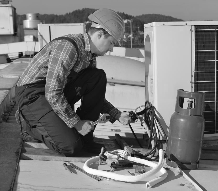 <span style="font-weight: bold;">Ремонт&nbsp;</span>